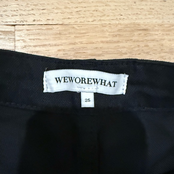WeWoreWhat black Jean Shorts - Picture 4 of 6